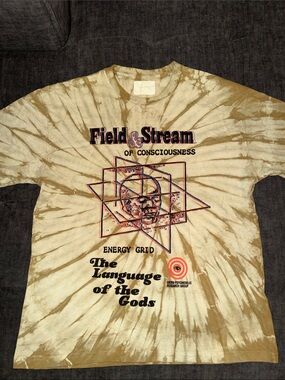 Field & Stream Tan Tie-Dye Energy Grid Graphic Tee
